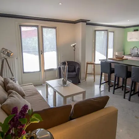 Apartmán L'ancien Prieure Talloires